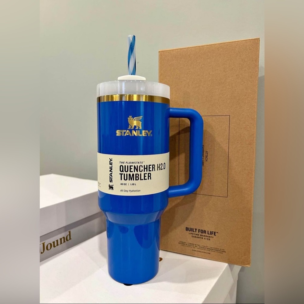Stanley Arctic Twist The Quencher H2.0 FlowState™ Tumbler | 40 OZ NEW AUTHENTIC